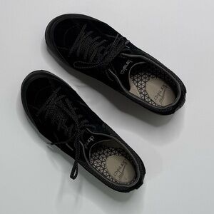 Dansko Black Sneakers Classic Athletic Design